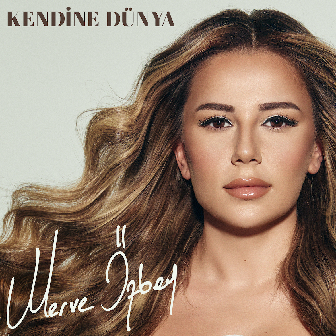 Merve Özbey - Kendine Dünya