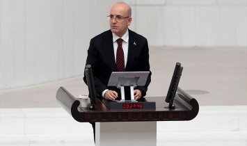 Şimşek: Vergi borçlarını Meclis dışında hiçbir makam ve mevki silemez!